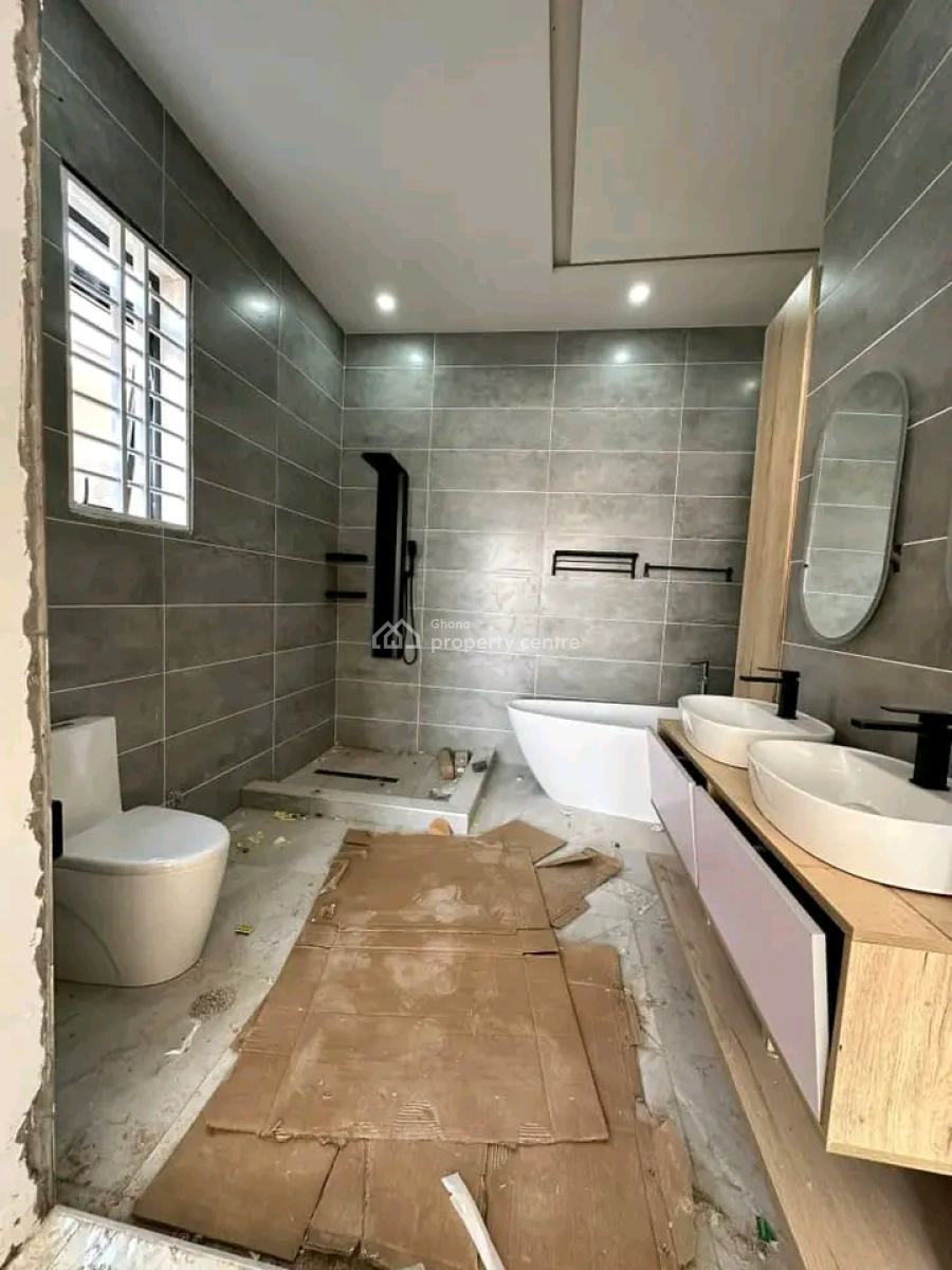 Executive 3-bedroom House @ Botwe, Ashaley Botwe, Adenta Municipal, Accra, Semi-detached Bungalow for Sale