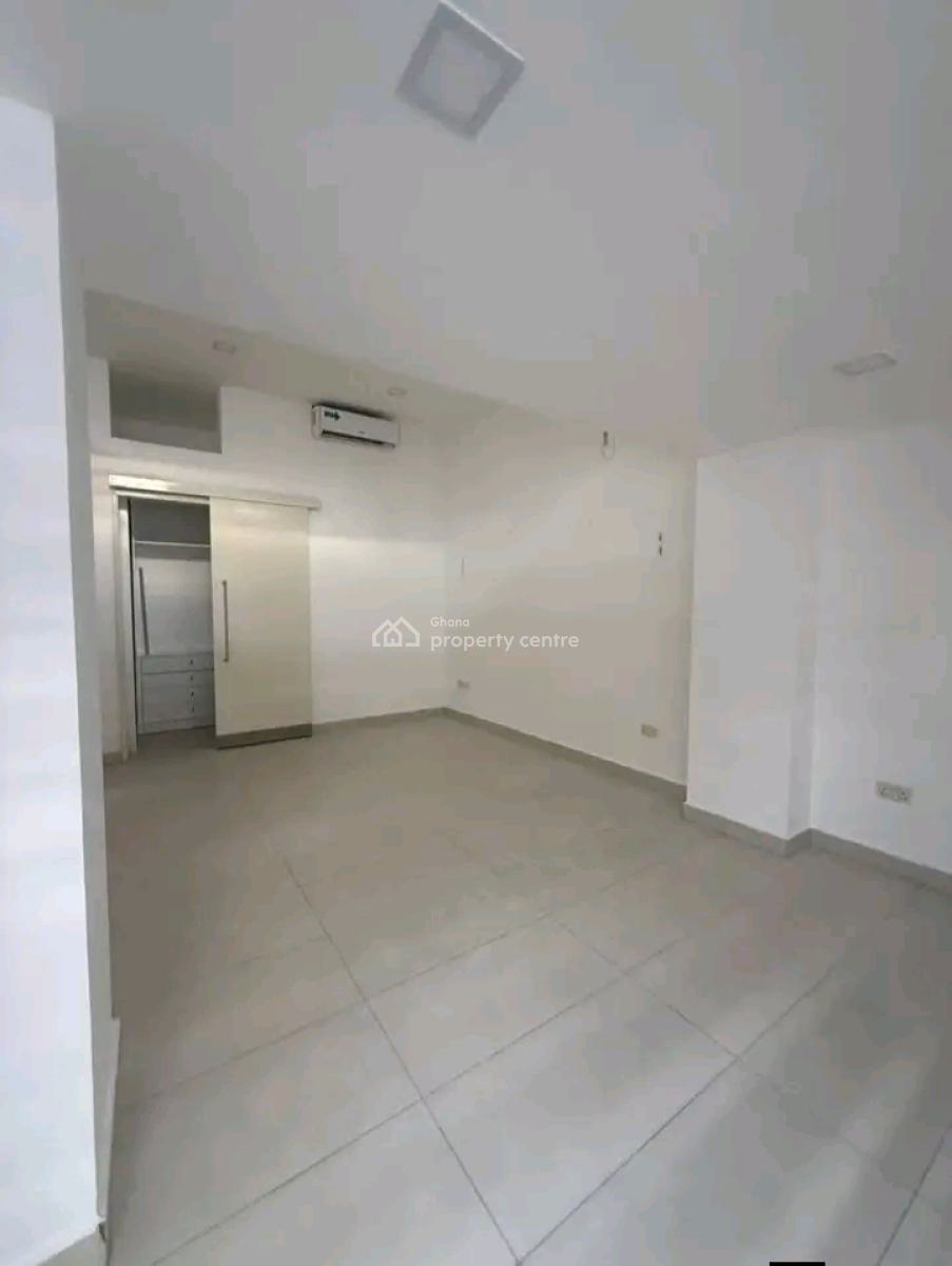 Luxurious 4-bedroom Townhouse+bq@  Cantonment, Cantonments, Accra, House for Rent