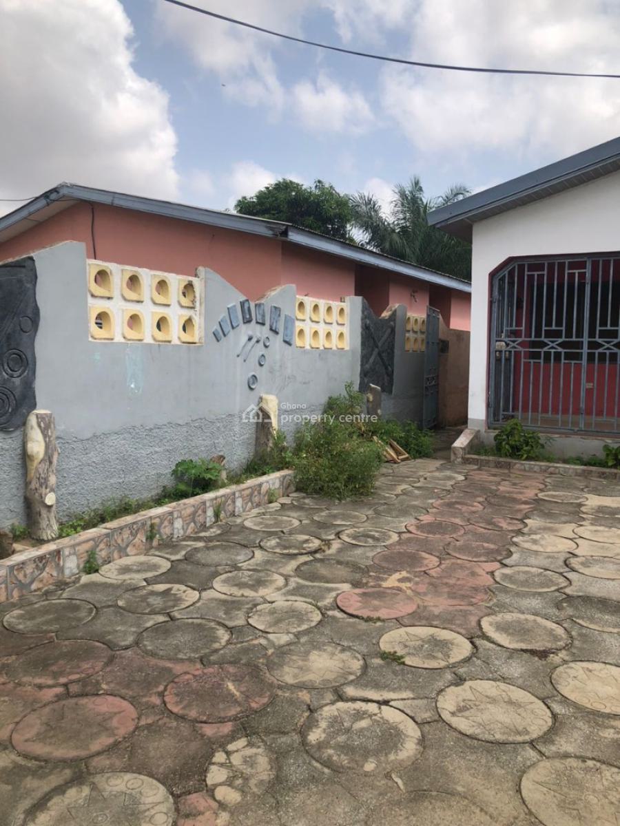 Registered 2 Bedroom Estate House, Kasoa Blue Top Estate, Awutu-senya East, Central Region, House for Sale