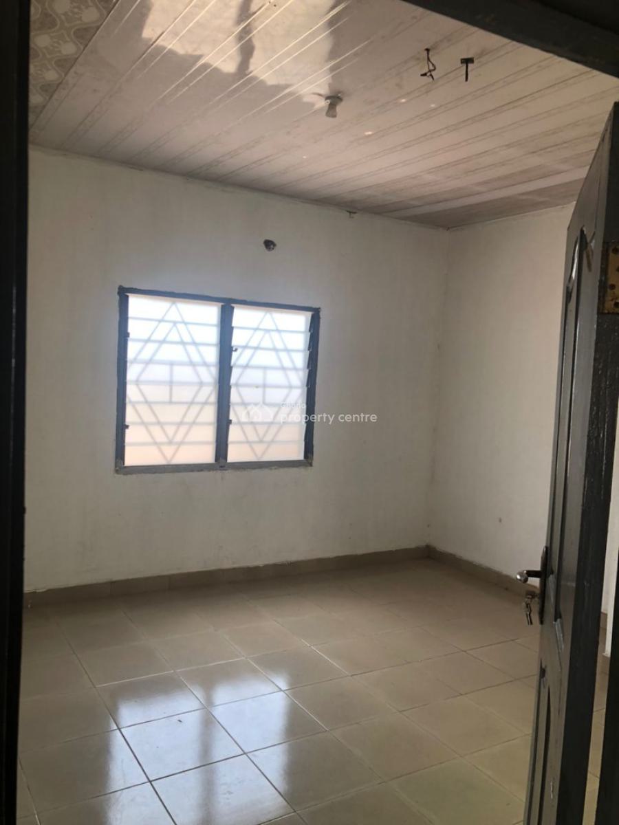 Registered 2 Bedroom Estate House, Kasoa Blue Top Estate, Awutu-senya East, Central Region, House for Sale