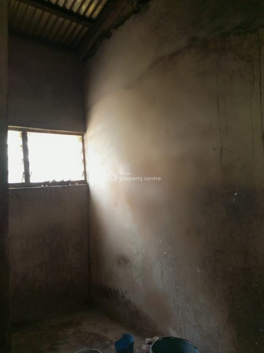 *roofed 3brm House @ Ablekuma Manhean*, Manhean Junction, Accra Metropolitan, Accra, House for Sale