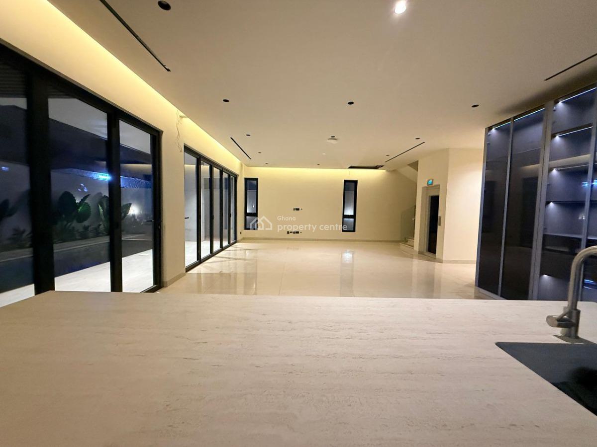 Executive Newly Built Standalone 4 Bedrooms, Cantonments, Accra, House for Rent