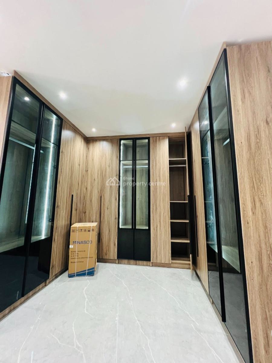 Executive 5 Bedrooms, Ashaley Botwe, Adenta Municipal, Accra, House for Sale