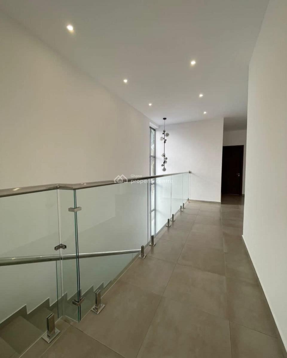 4 Bedroom House with a Boys Quarters at Spintex, Spintex Comm. 18, Accra Metropolitan, Accra, House for Sale