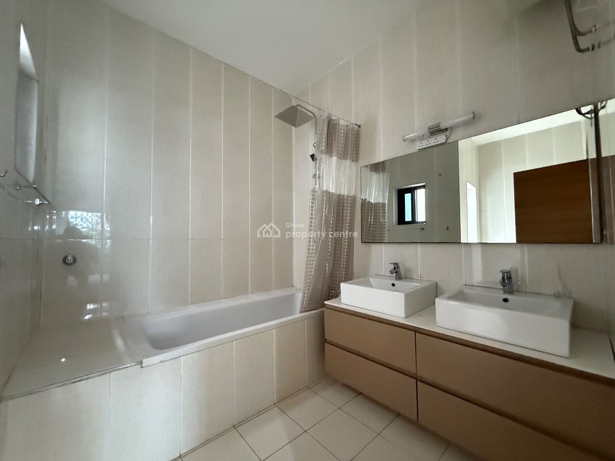 Furnished 3 Bedroom with Staff Quarters in a Gated Community with Pool, East Legon, Accra, Townhouse for Rent
