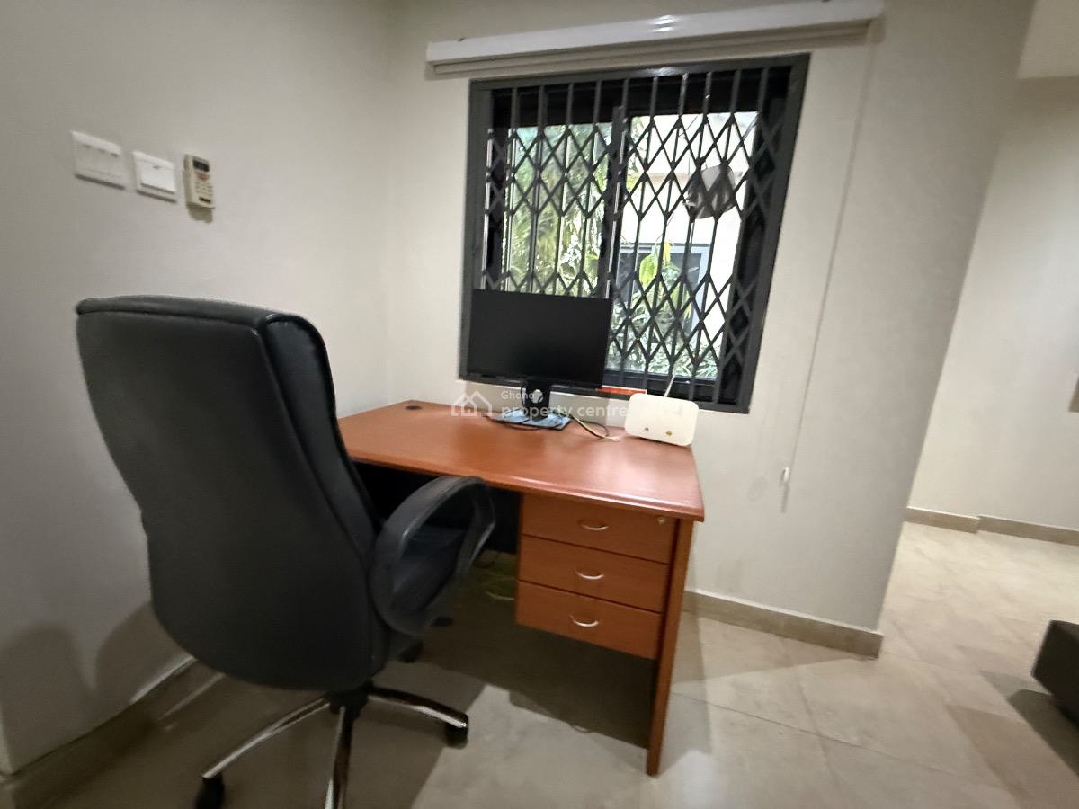 Furnished 3 Bedroom with Staff Quarters in a Gated Community with Pool, East Legon, Accra, Townhouse for Rent