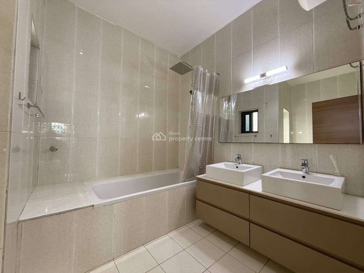 Furnished 3 Bedroom with Staff Quarters in a Gated Community with Pool, East Legon, Accra, Townhouse for Rent