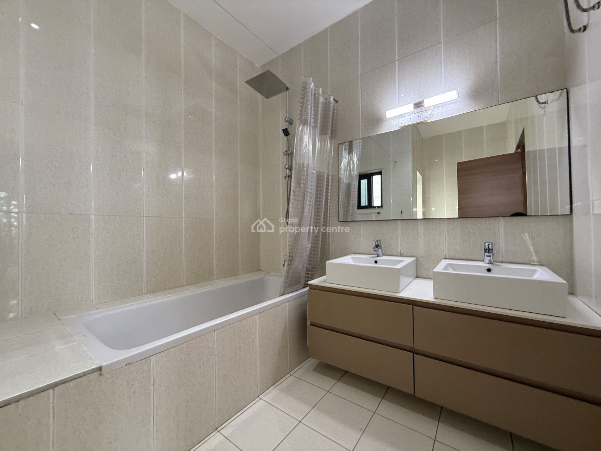Furnished 3 Bedroom with Staff Quarters in a Gated Community with Pool, East Legon, Accra, Townhouse for Rent