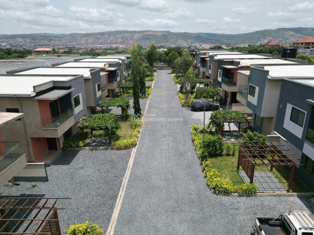 Furnished 4 Bedroom Duplex in a Gated Community with Swimming Pool, Pantang, Adenta Municipal, Accra, Detached Duplex for Rent