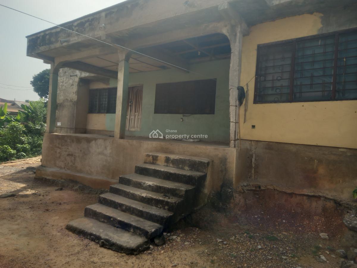 6 Bedrooms, Atimatim, Near Pankrono, Kumasi Metropolitan, Ashanti, House for Sale