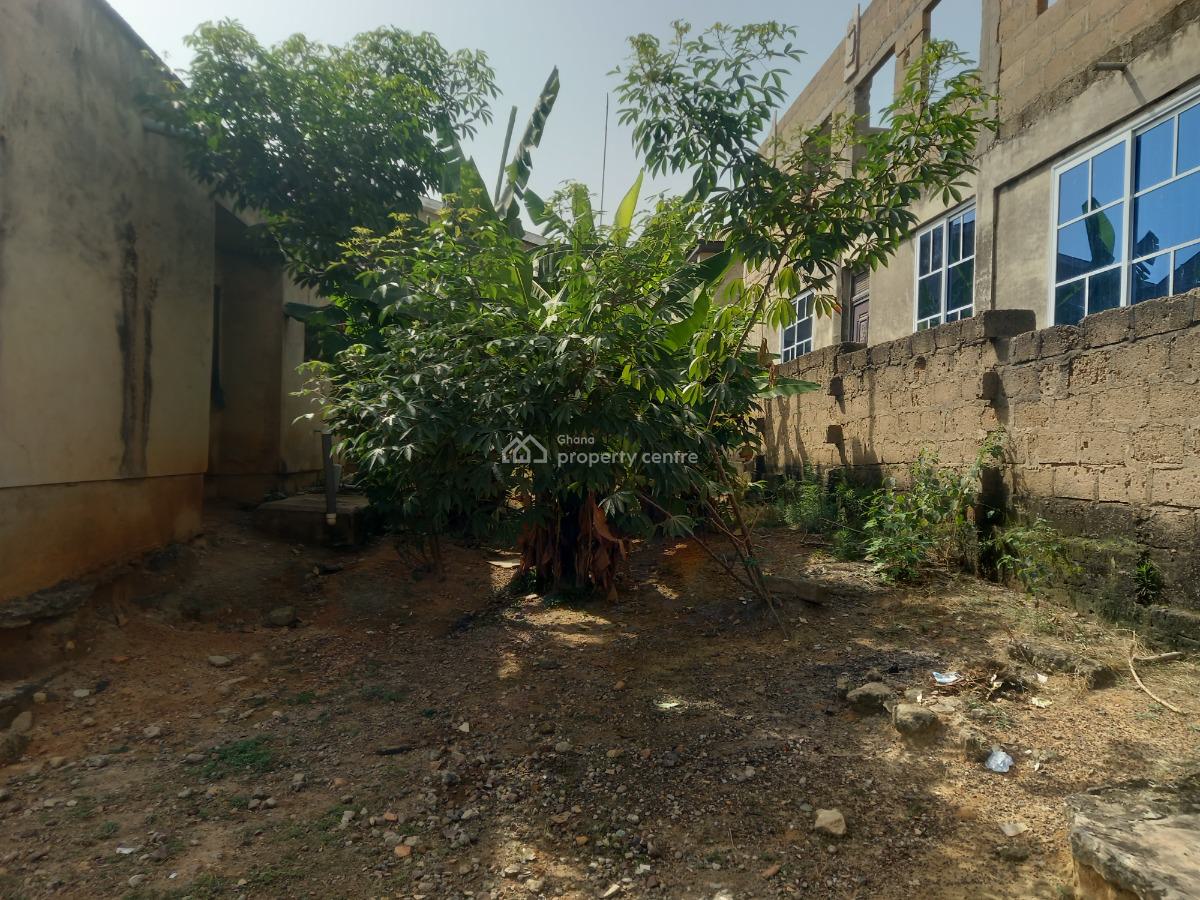 6 Bedrooms, Atimatim, Near Pankrono, Kumasi Metropolitan, Ashanti, House for Sale