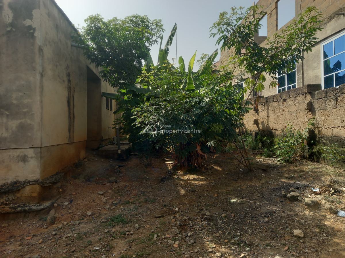 6 Bedrooms, Atimatim, Near Pankrono, Kumasi Metropolitan, Ashanti, House for Sale