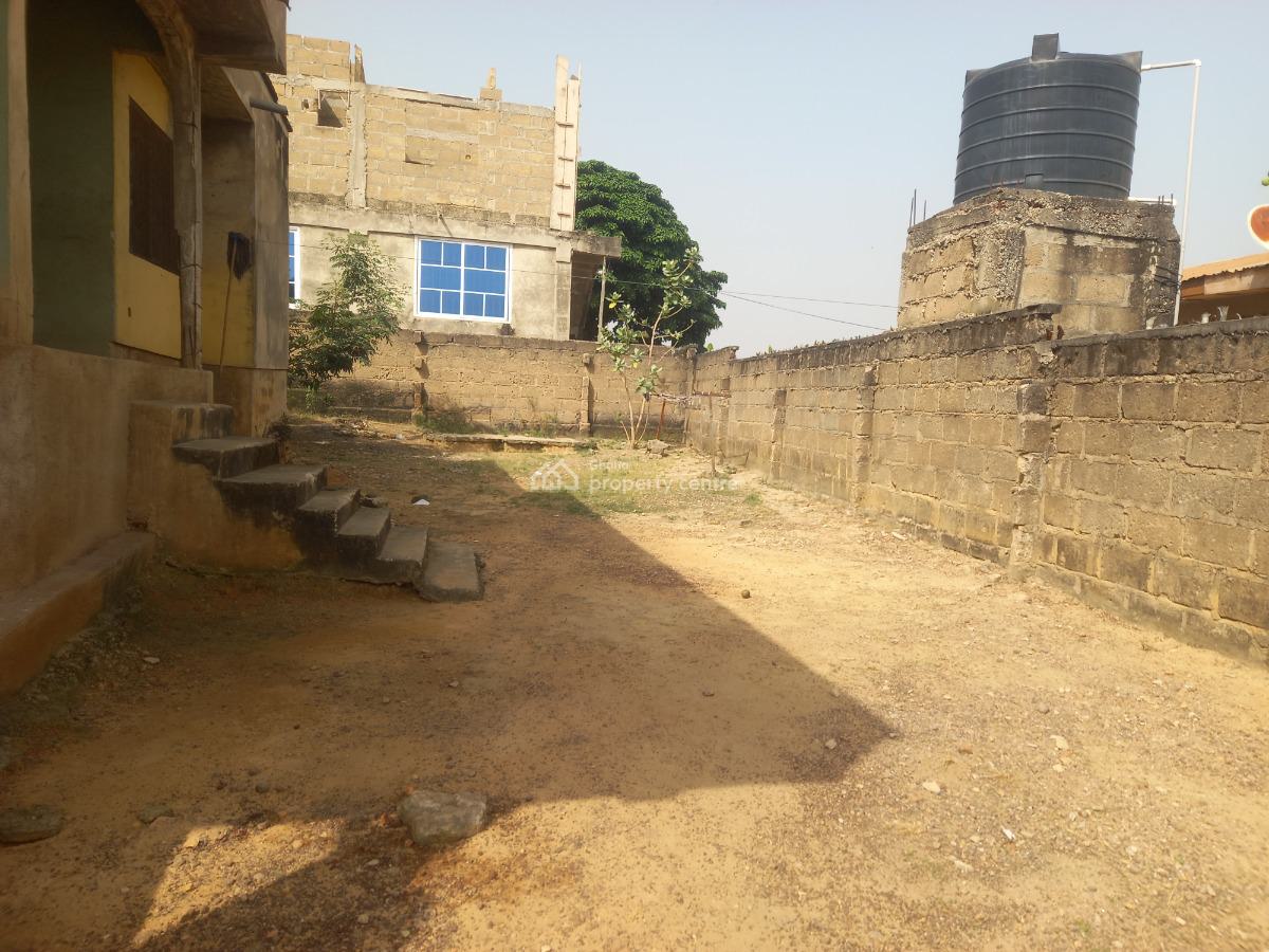 6 Bedrooms, Atimatim, Near Pankrono, Kumasi Metropolitan, Ashanti, House for Sale