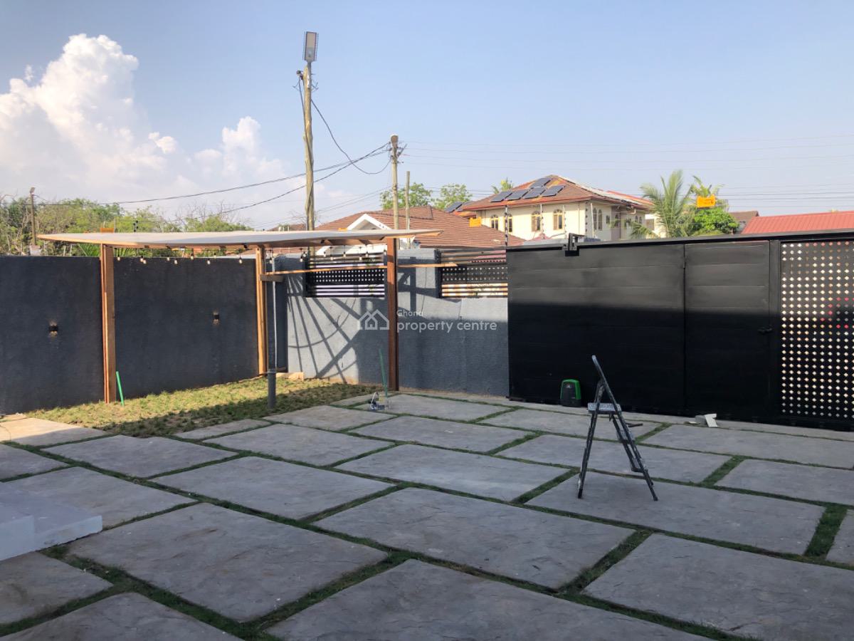 Modern 4 Bedroom with Neat Finishing in a Good Location., East Legon Road, Adenta Municipal, Accra, Detached Duplex for Sale