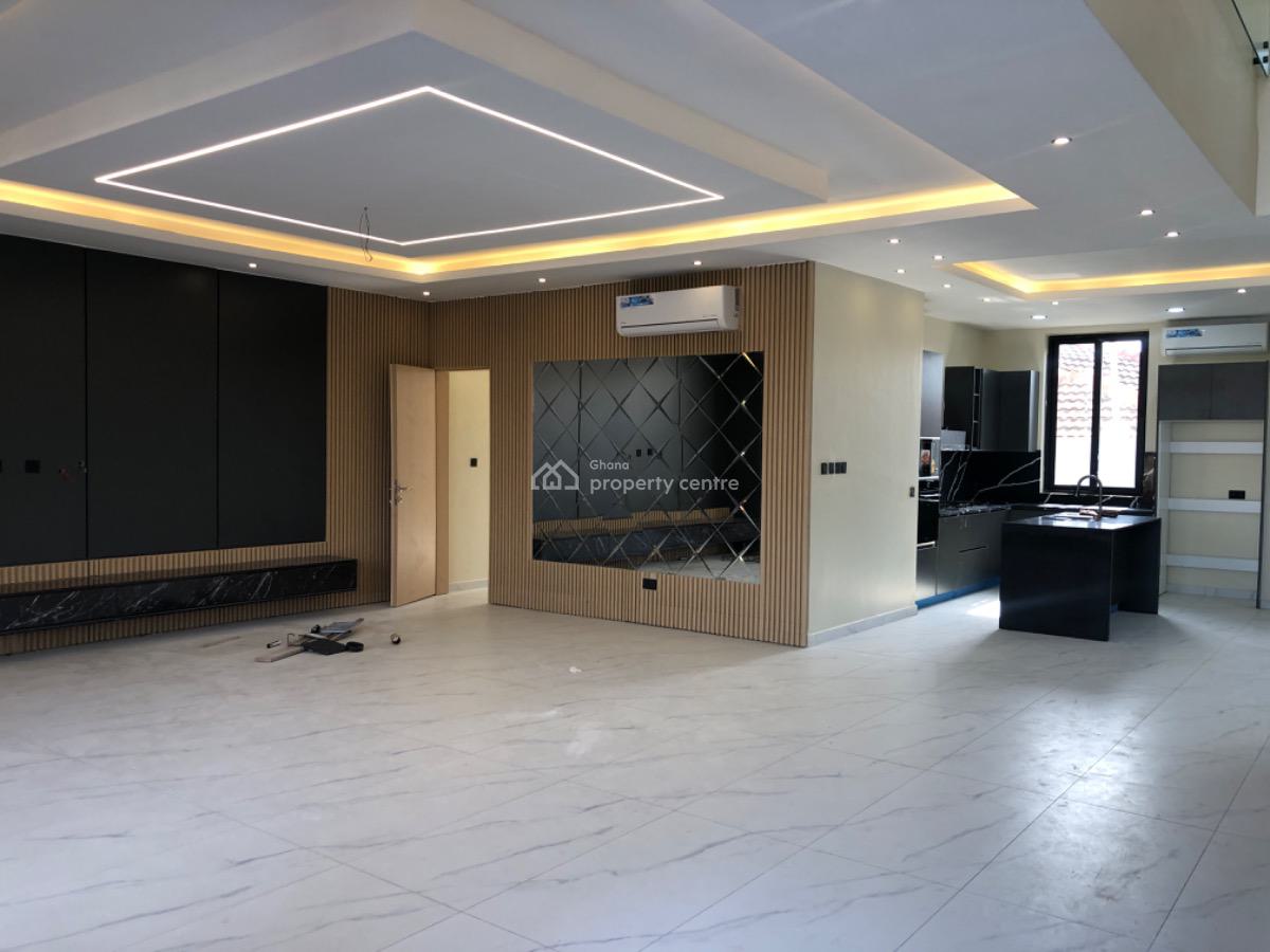 Modern 4 Bedroom with Neat Finishing in a Good Location., East Legon Road, Adenta Municipal, Accra, Detached Duplex for Sale