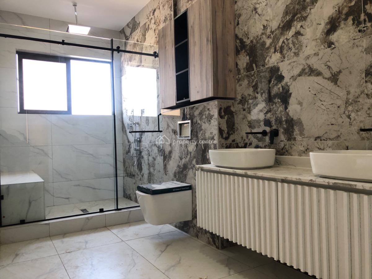 Modern 4 Bedroom with Neat Finishing in a Good Location., East Legon Road, Adenta Municipal, Accra, Detached Duplex for Sale