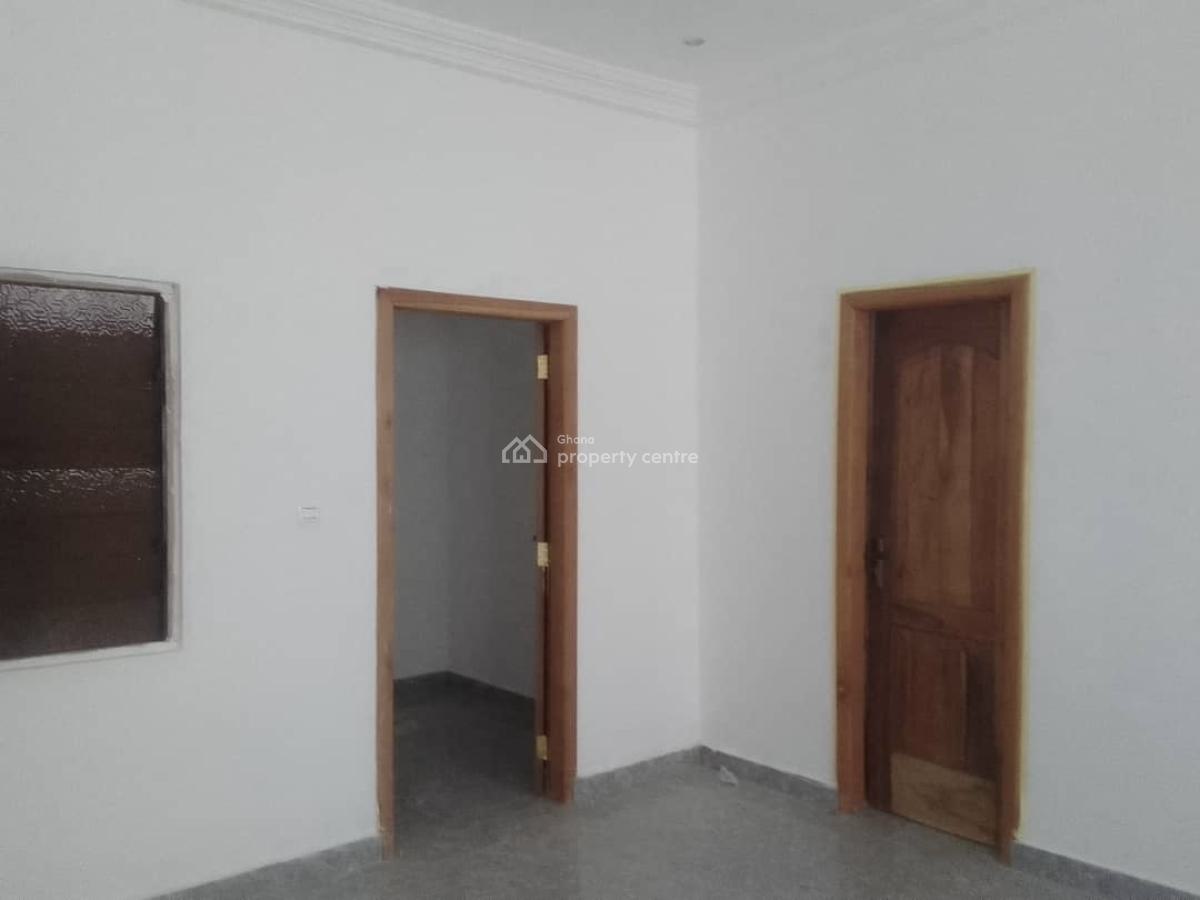 5 Bedrooms, Toll Booth, Kasoa, Awutu-senya East, Central Region, Detached Bungalow for Rent