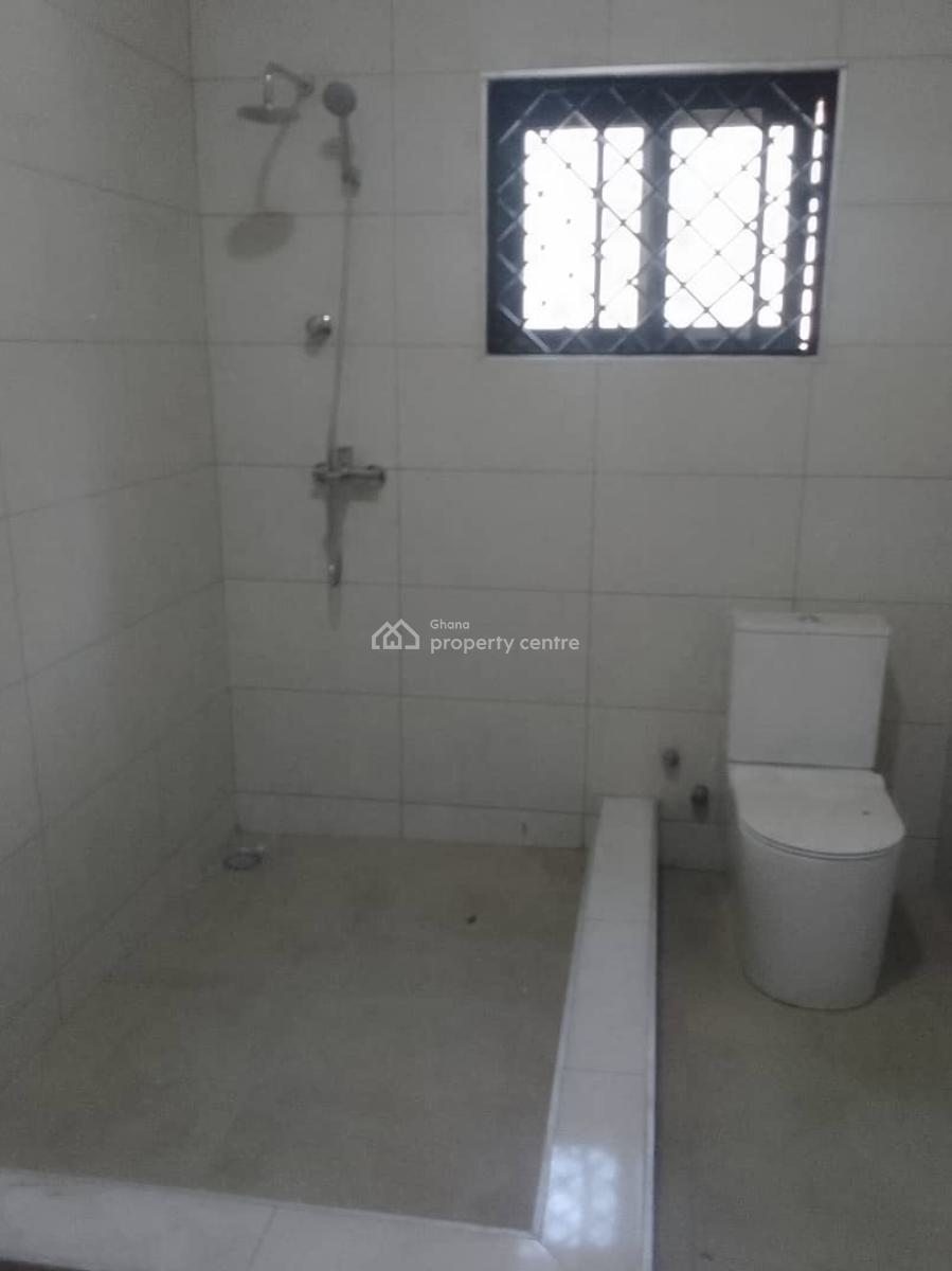 5 Bedrooms, Toll Booth, Kasoa, Awutu-senya East, Central Region, Detached Bungalow for Rent