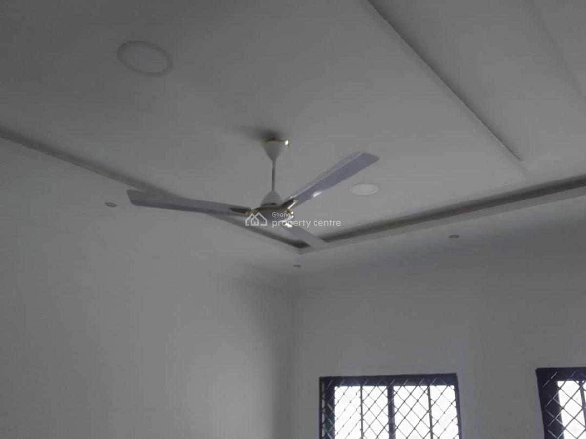 5 Bedrooms, Toll Booth, Kasoa, Awutu-senya East, Central Region, Detached Bungalow for Rent