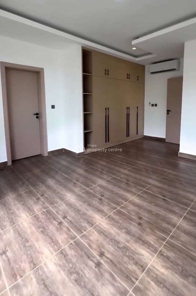 3 Bedroom Town Houses in  a Gated Community, Spintex, Accra Metropolitan, Accra, House for Sale