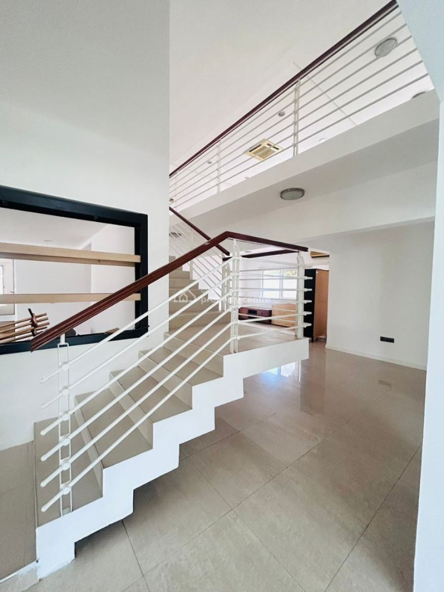 Executive Standalone All Ensuite  4 Bedrooms, East Airport, Airport Residential Area, Accra, House for Sale