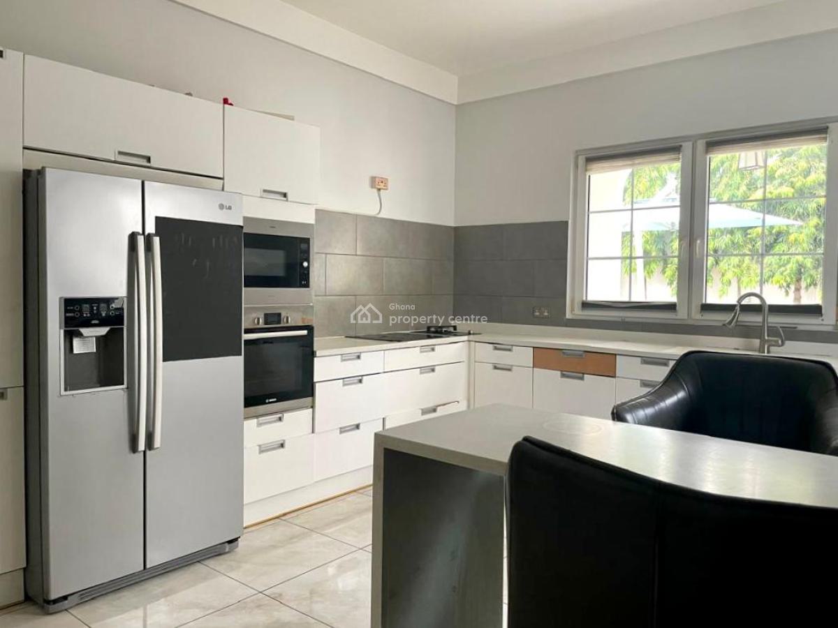Executive Standalone 5 Bedrooms, East Airport, Airport Residential Area, Accra, House for Sale