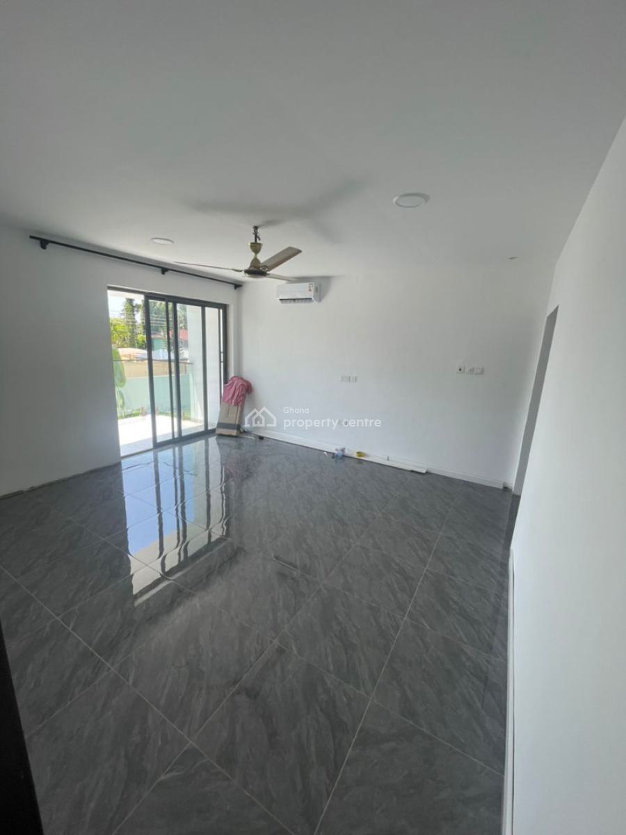 Executive Newly Renovated 4 Bedrooms, Cantonments, Accra, House for Rent