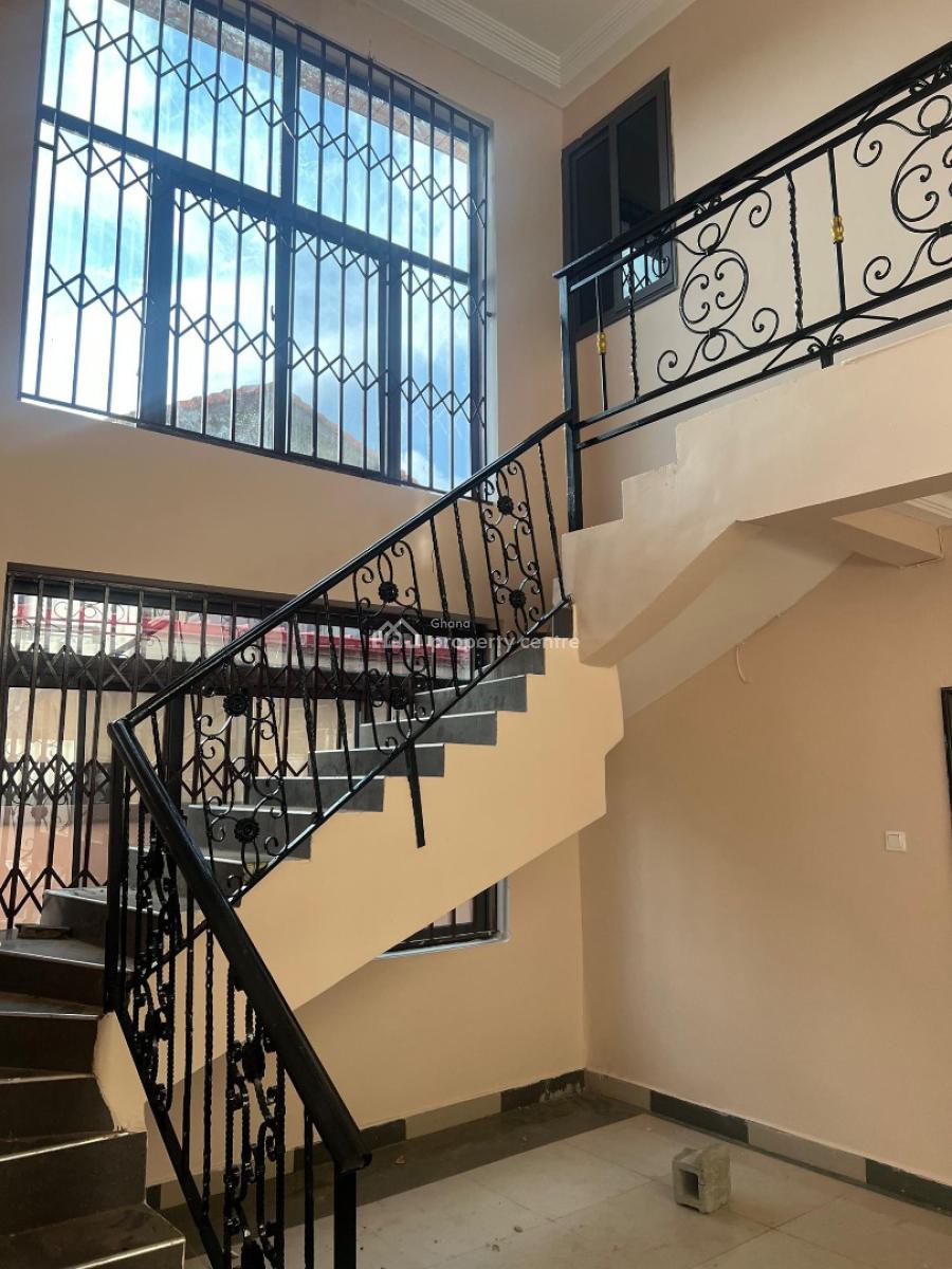 Executive 5 Bedrooms, Afadjato South, Volta Region, House for Sale