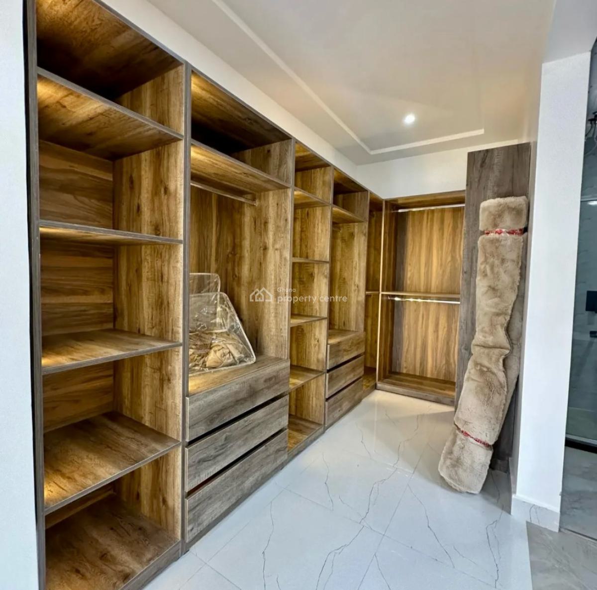 Executive Furnished 4 Bedrooms, East Legon Hills, East Legon, Accra, House for Sale