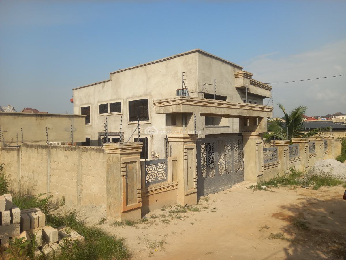 5 Bedrooms, Kenyasi Bosore, on Buokrom Airport Road., Kumasi Metropolitan, Ashanti, House for Sale