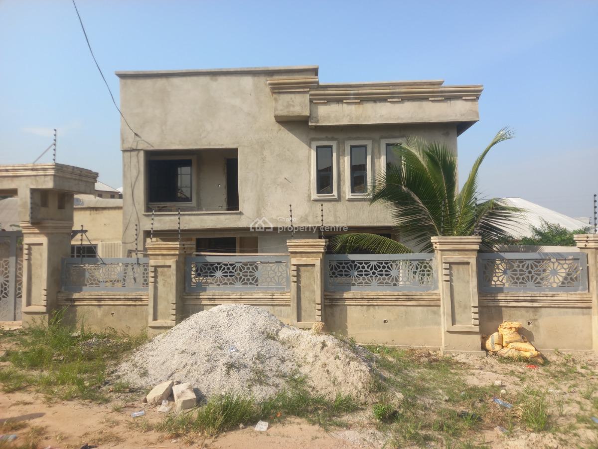 5 Bedrooms, Kenyasi Bosore, on Buokrom Airport Road., Kumasi Metropolitan, Ashanti, House for Sale