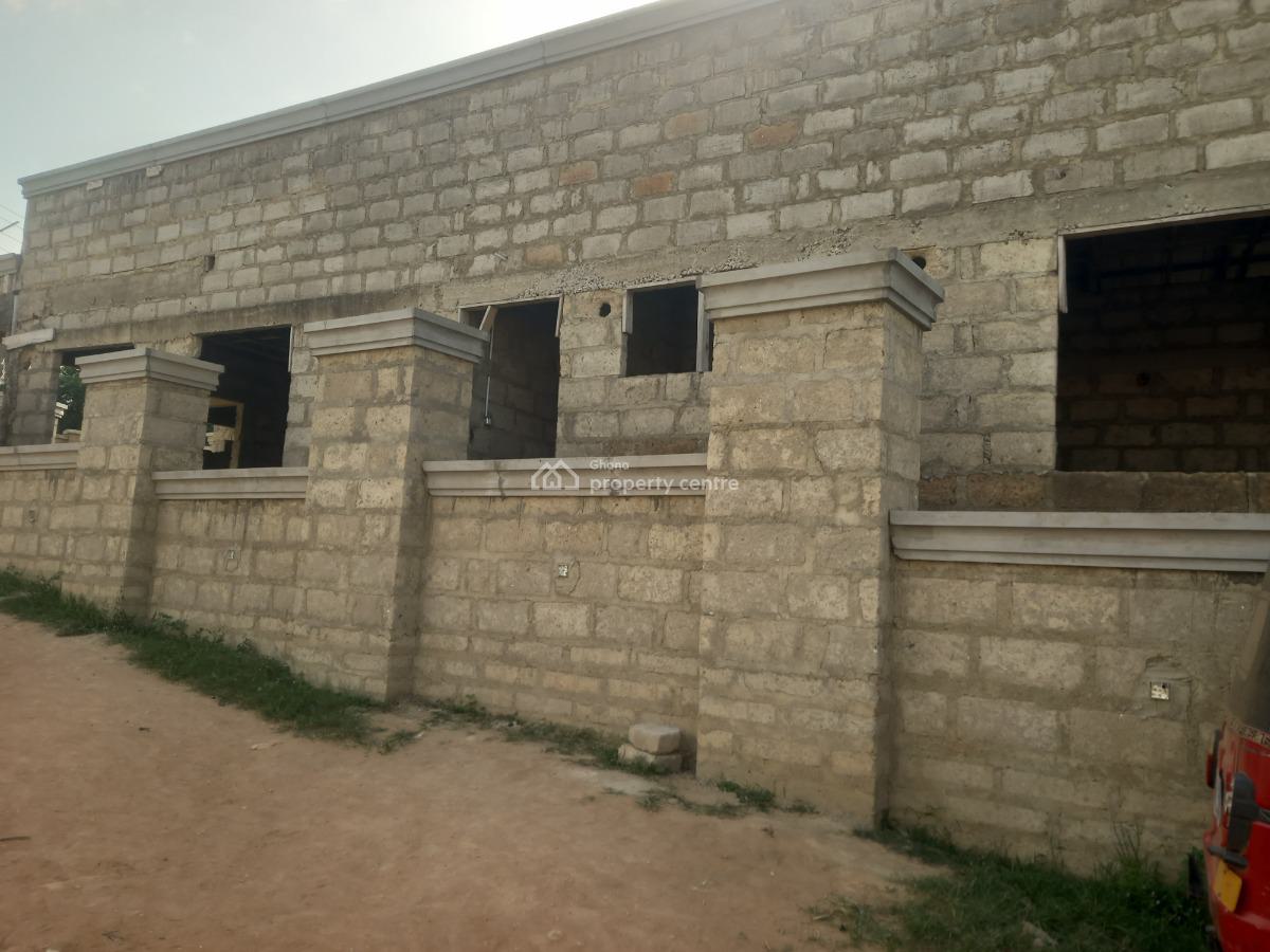 4 Bedrooms, Kenyasi Bosore, on Buokrom Airport Road., Kumasi Metropolitan, Ashanti, House for Sale