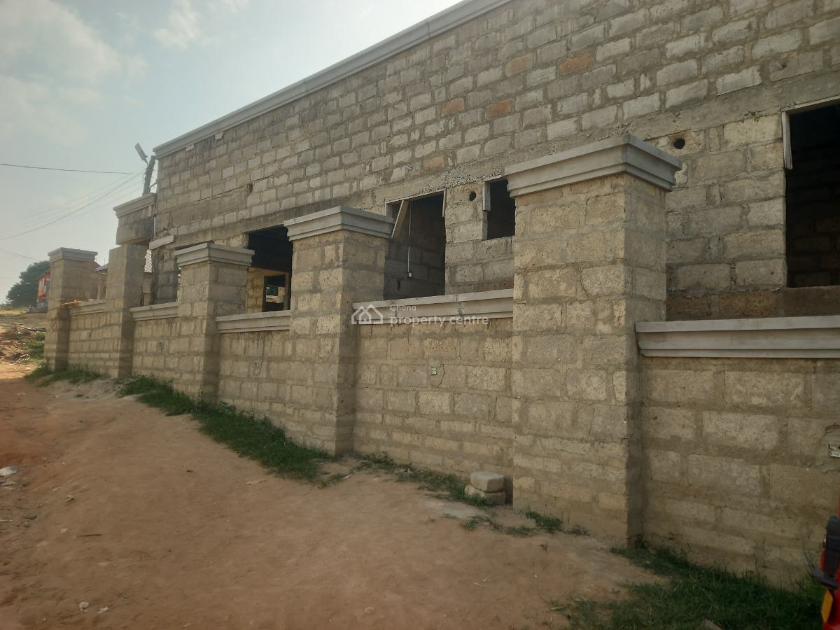 4 Bedrooms, Kenyasi Bosore, on Buokrom Airport Road., Kumasi Metropolitan, Ashanti, House for Sale