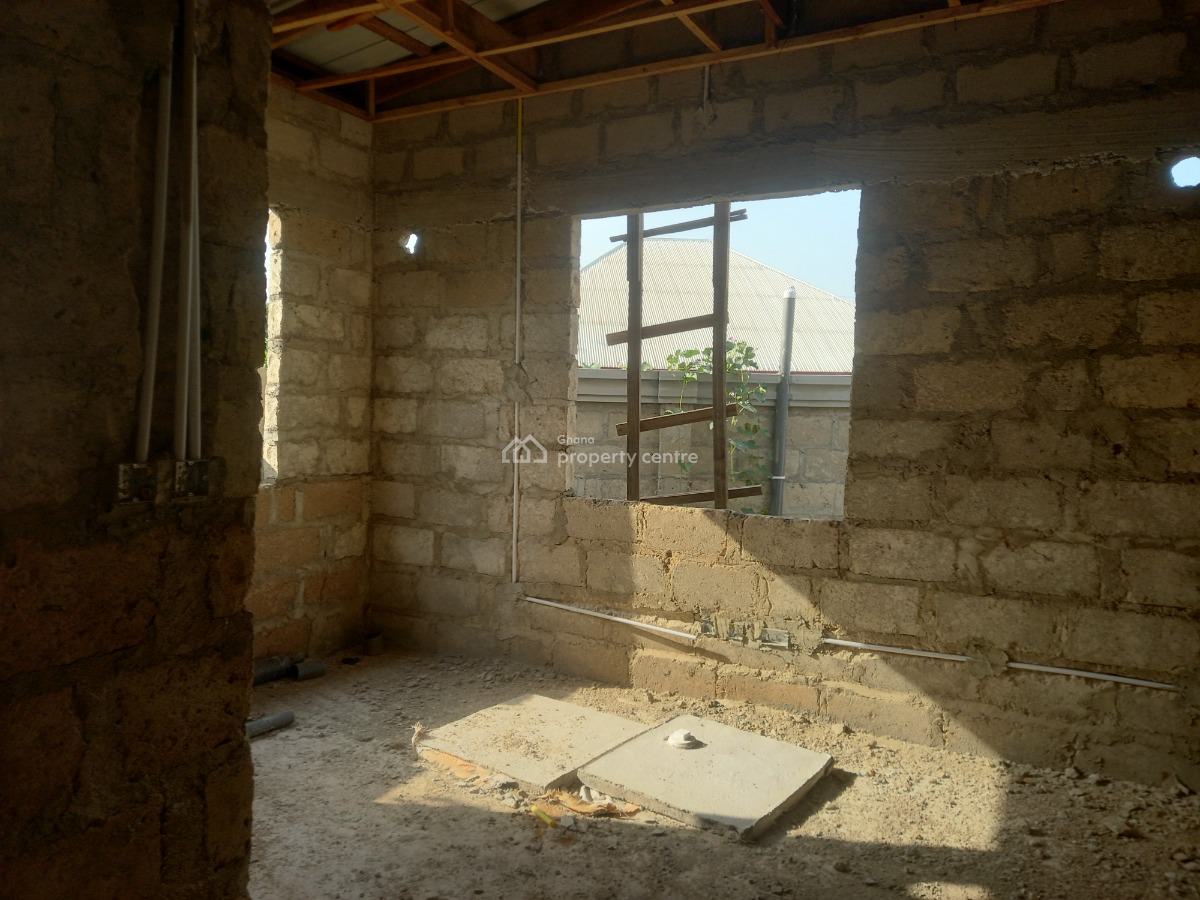 4 Bedrooms, Kenyasi Bosore, on Buokrom Airport Road., Kumasi Metropolitan, Ashanti, House for Sale