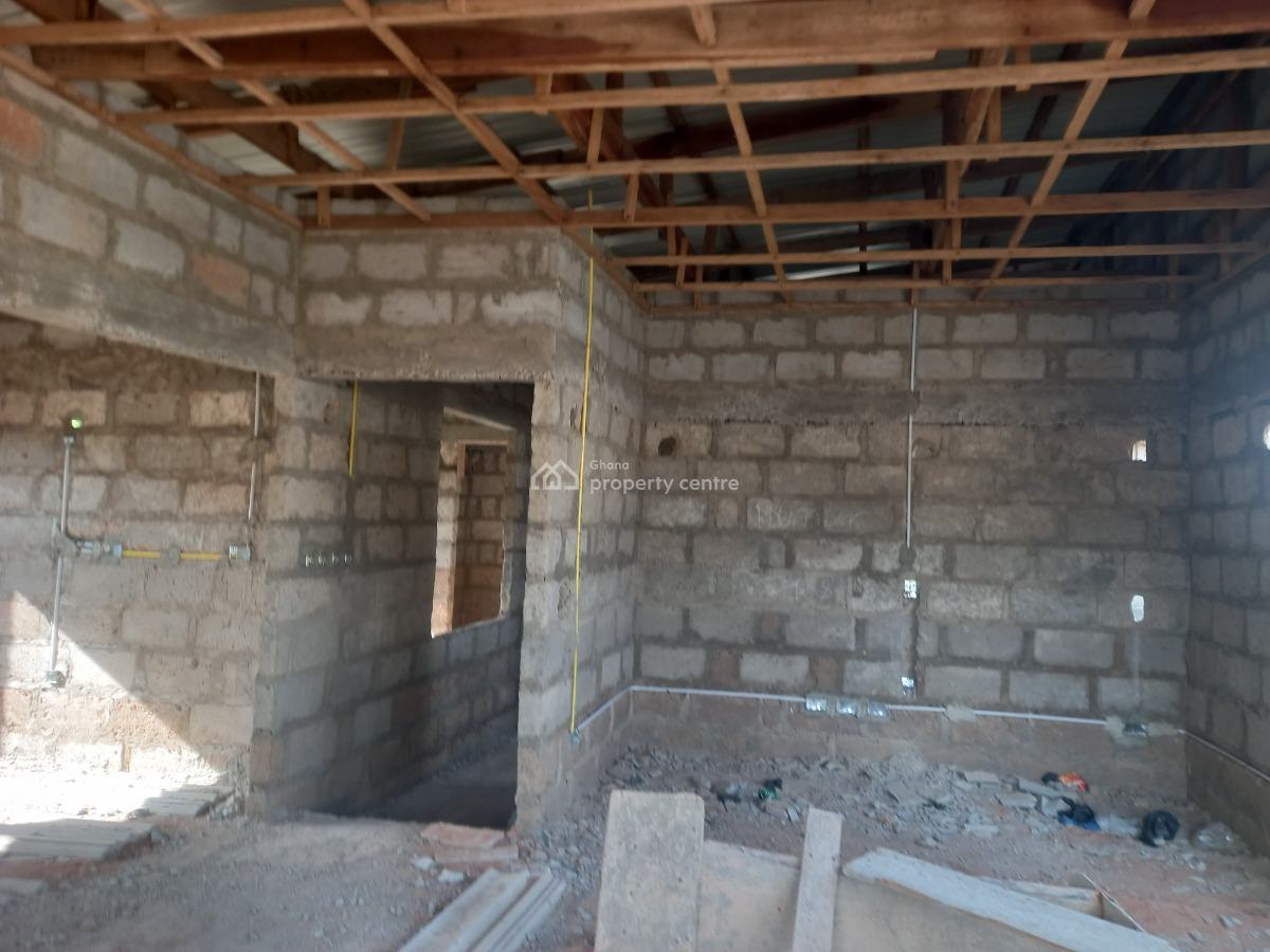 4 Bedrooms, Kenyasi Bosore, on Buokrom Airport Road., Kumasi Metropolitan, Ashanti, House for Sale