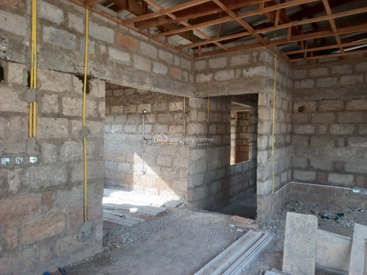 4 Bedrooms, Kenyasi Bosore, on Buokrom Airport Road., Kumasi Metropolitan, Ashanti, House for Sale