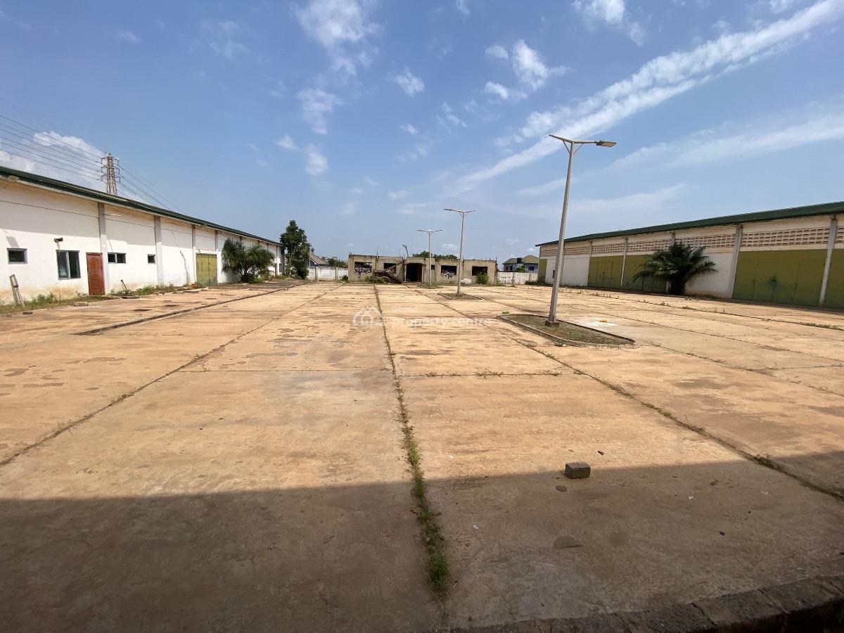Warehouse with Showroom in Tema Community25, Tema Community25, Tema, Accra, Warehouse for Sale