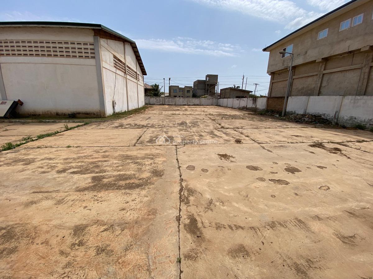 Warehouse with Showroom in Tema Community25, Tema Community25, Tema, Accra, Warehouse for Sale