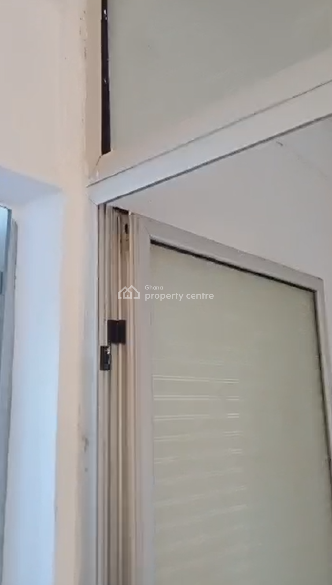 Particulier Loue -- Appartement Moderne Au Cœur De Ouagadougou, Ouagadougou Cité an 3, Accra Metropolitan, Accra, Single Room Self Contained for Rent