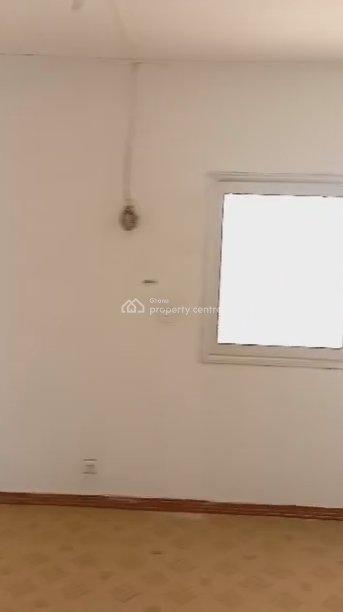 Particulier Loue -- Appartement Moderne Au Cœur De Ouagadougou, Ouagadougou Cité an 3, Accra Metropolitan, Accra, Single Room Self Contained for Rent