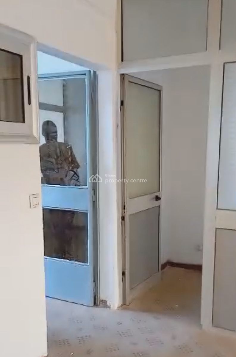 Particulier Loue -- Appartement Moderne Au Cœur De Ouagadougou, Ouagadougou Cité an 3, Accra Metropolitan, Accra, Single Room Self Contained for Rent