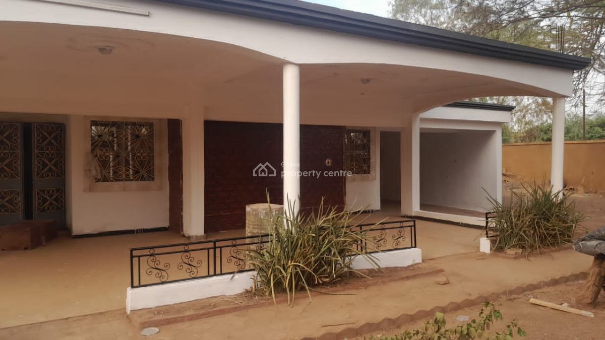 Villa De Prestige En Location -- Ouagadougou, Ouagadougou, Zogona, Abossey Okai, Accra, House for Rent