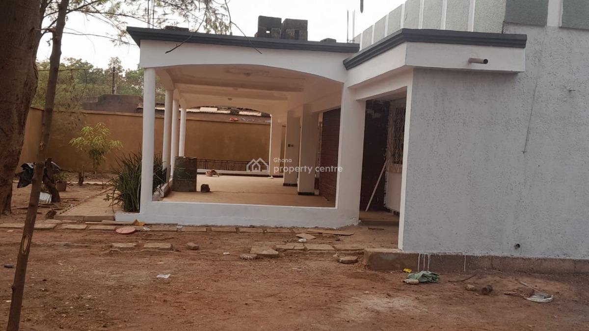 Villa De Prestige En Location -- Ouagadougou, Ouagadougou, Zogona, Abossey Okai, Accra, House for Rent