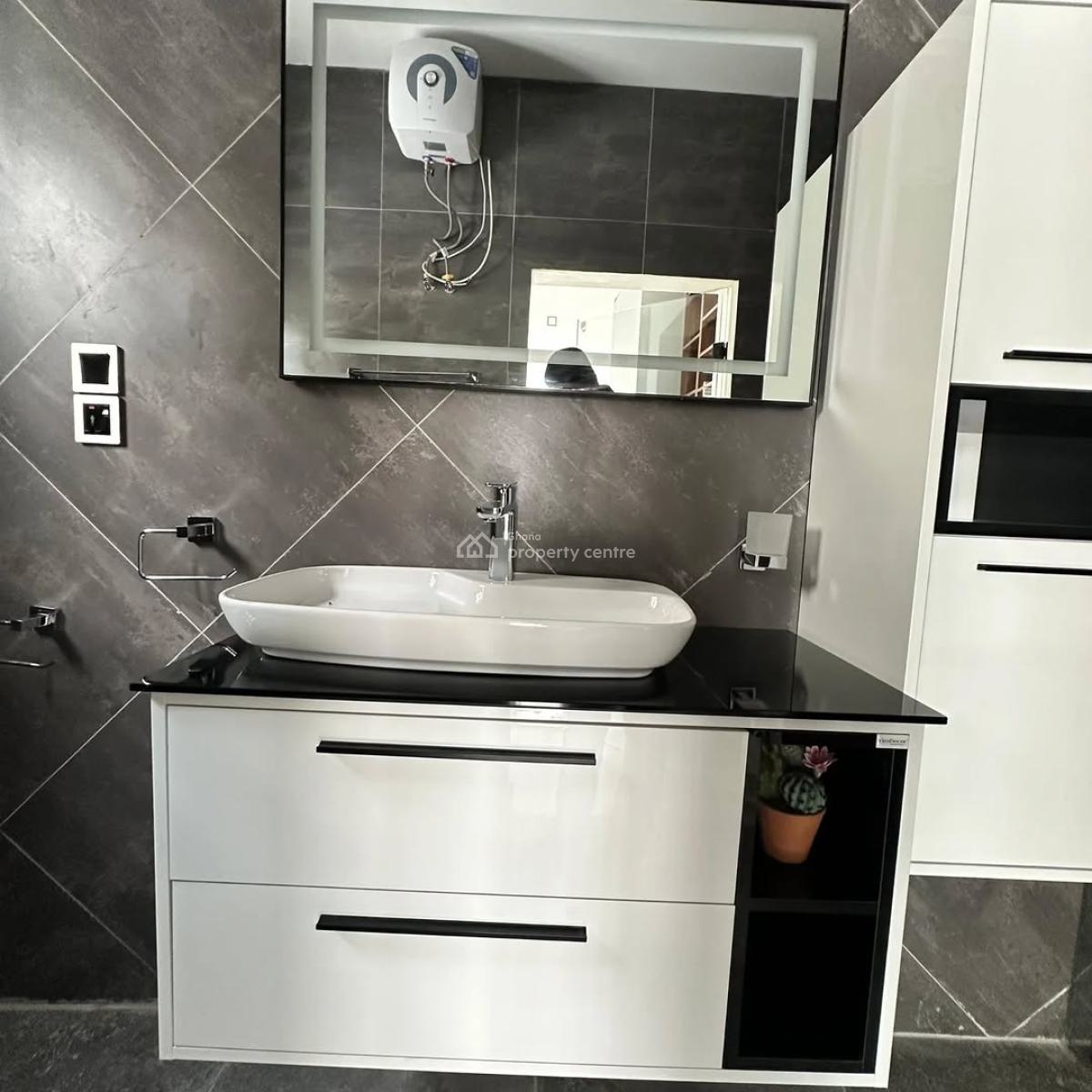 Luxurious 4 Bedrooms House, East Legon Hills, East Legon, Accra, Detached Bungalow for Sale