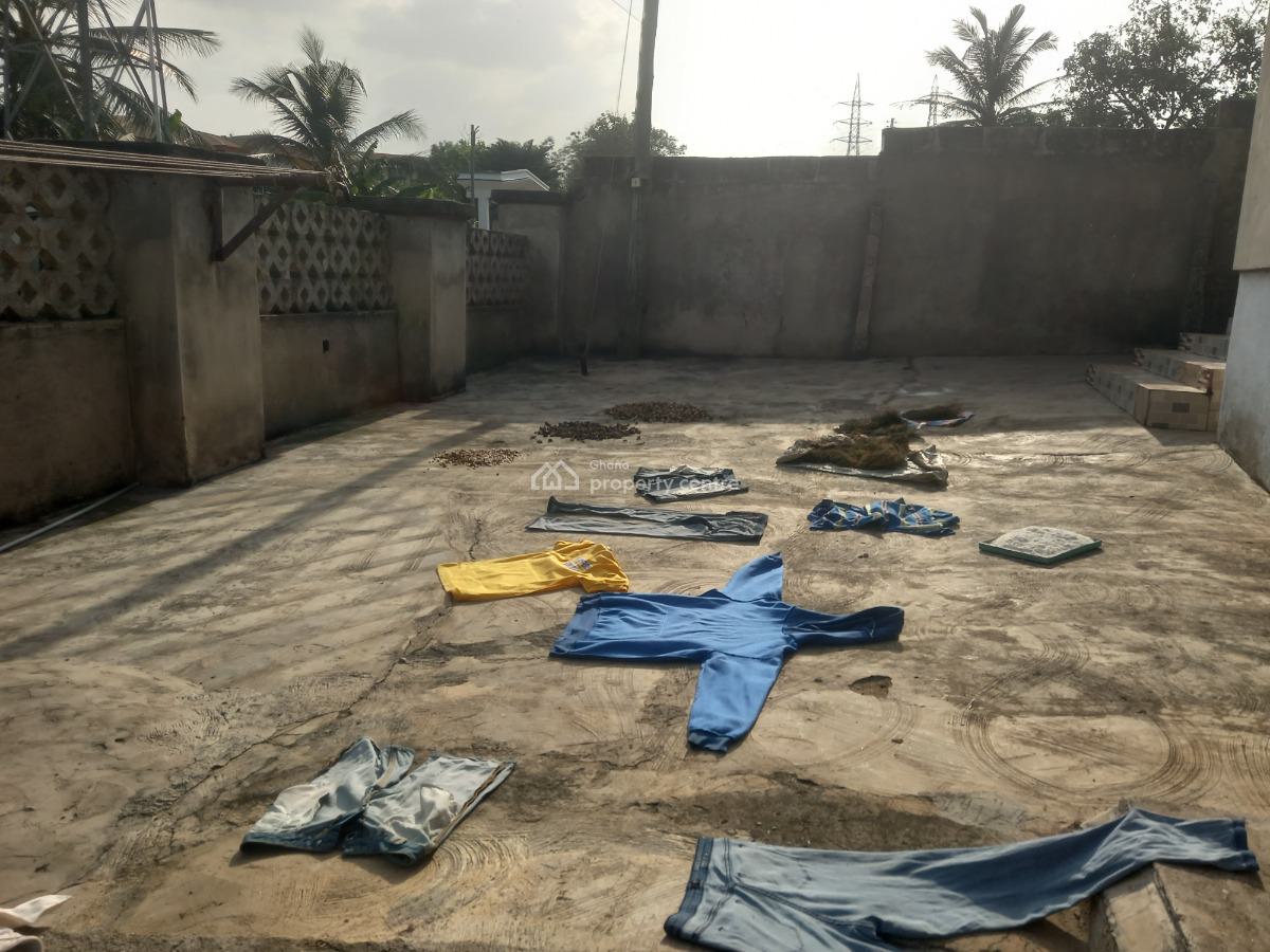 4 Bedrooms, Ntonso, Near The Girls Shs. Mampongteng Road., Kumasi Metropolitan, Ashanti, House for Sale