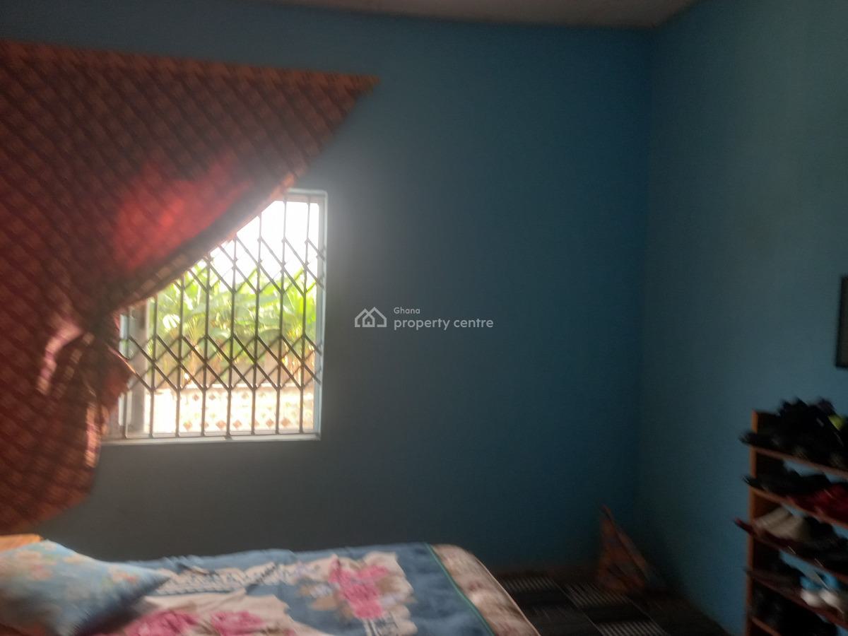 4 Bedrooms, Ntonso, Near The Girls Shs. Mampongteng Road., Kumasi Metropolitan, Ashanti, House for Sale