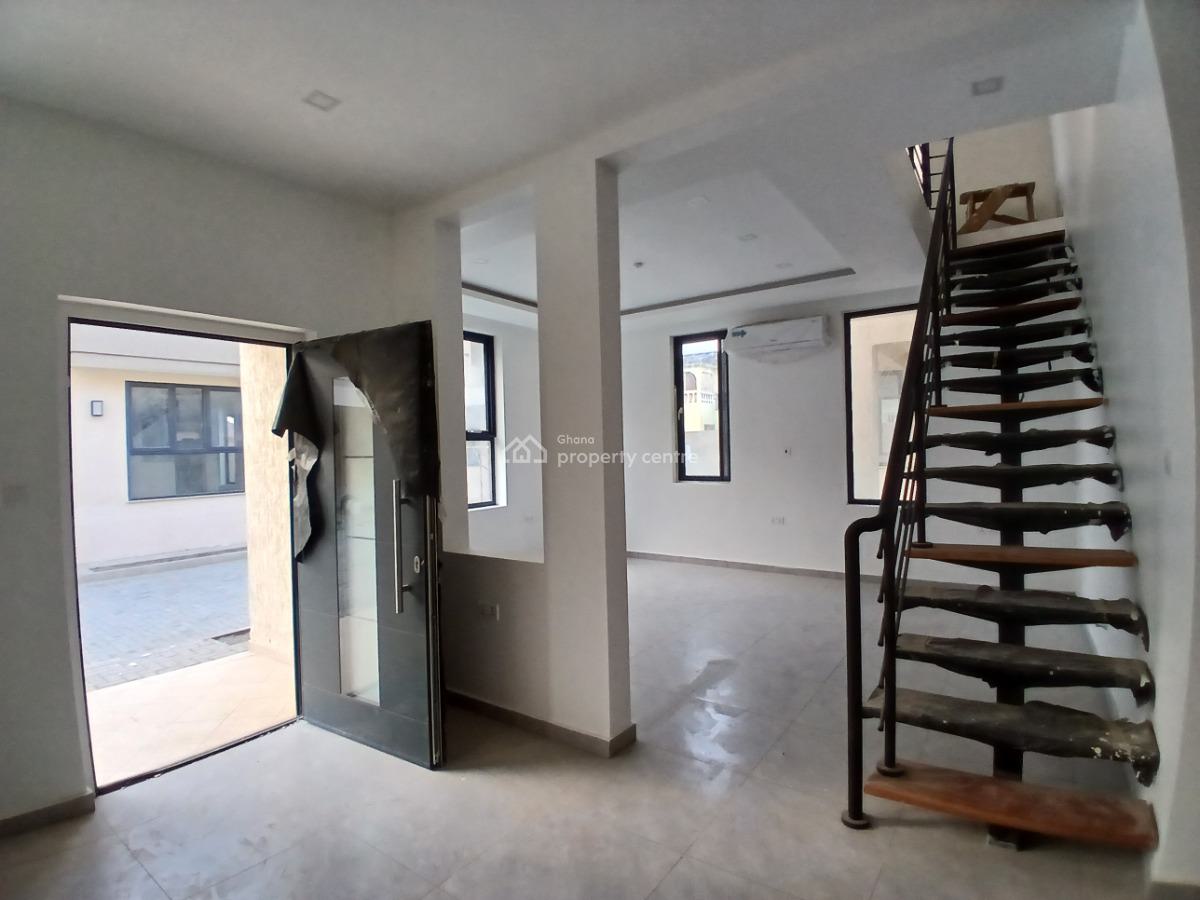 3 Bedroom Houses in a Gated Estate, Adenta, Adenta Municipal, Accra, Detached Duplex for Sale