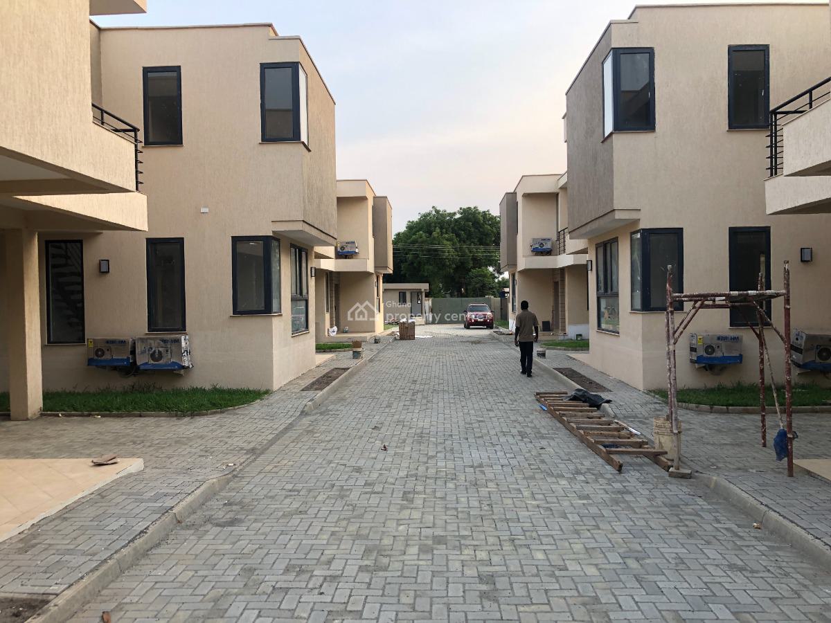 3 Bedroom Houses in a Gated Estate, Adenta, Adenta Municipal, Accra, Detached Duplex for Sale