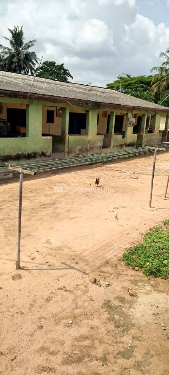 2units, Chamber & Hall Self Contain + 4units Chamber & Hall @ Ablekuma, Ablekuma Pentecost, Accra Metropolitan, Accra, House for Sale
