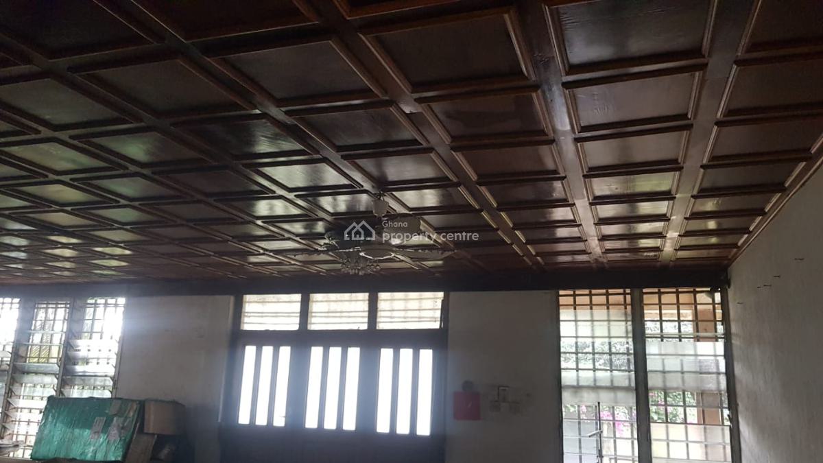 *8brm Storey House  on 1 & Half Plots @ Kwashieman*, Timber Market Area, Kwashieman, Accra, House for Sale